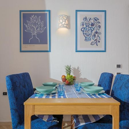 Villetta Azzurro - Sherdenia Luxury Apartments مارينيلاّ المظهر الخارجي الصورة