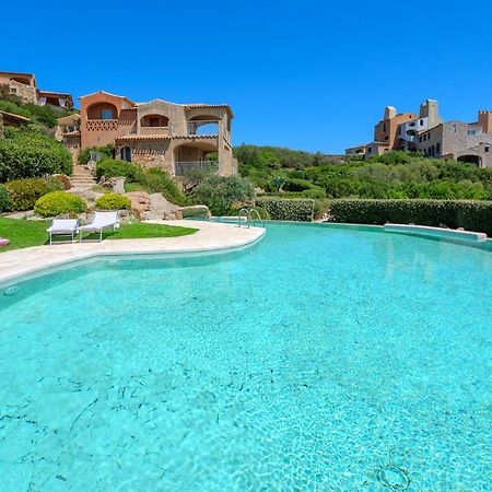 Villetta Azzurro - Sherdenia Luxury Apartments مارينيلاّ المظهر الخارجي الصورة
