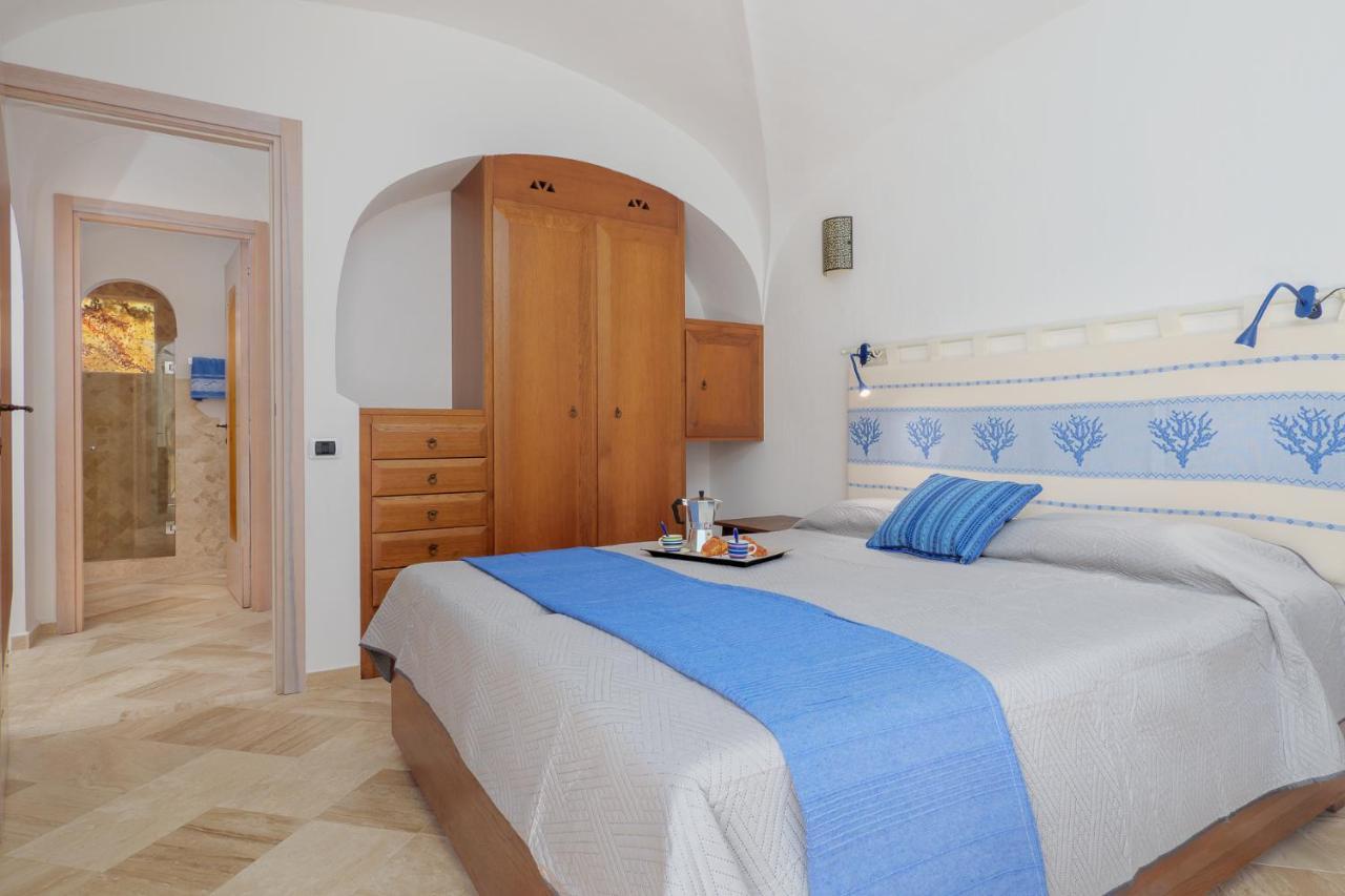 Villetta Azzurro - Sherdenia Luxury Apartments مارينيلاّ المظهر الخارجي الصورة